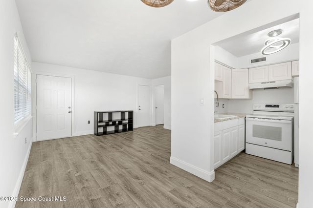 411 Madison Avenue N202, Cape Canaveral, FL 32920