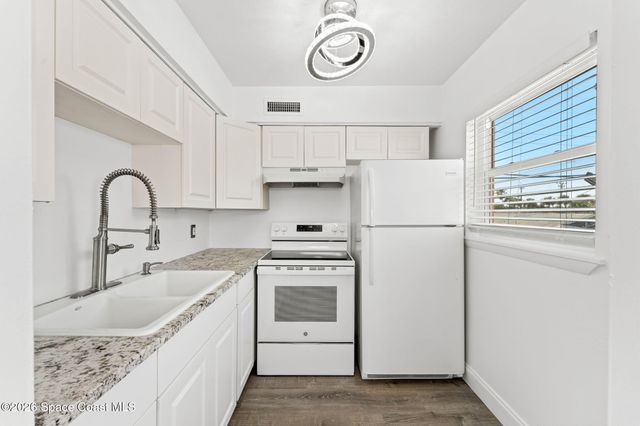 411 Madison Avenue N202, Cape Canaveral, FL 32920