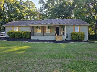 611 Calloway Drive, Rockmart, GA 30153