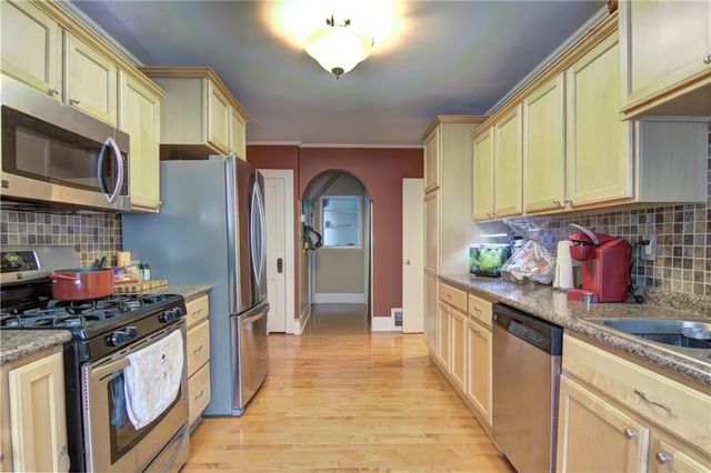 309 Summer Street, Eau Claire, WI 54701