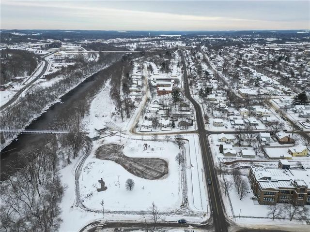 309 Summer Street, Eau Claire, WI 54701