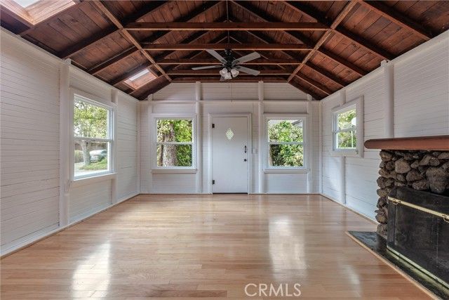 2525 Pierce Avenue, Cambria, CA 93428