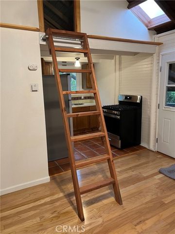 2525 Pierce Avenue, Cambria, CA 93428