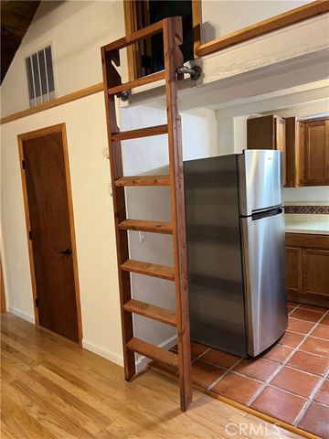 2525 Pierce Avenue, Cambria, CA 93428