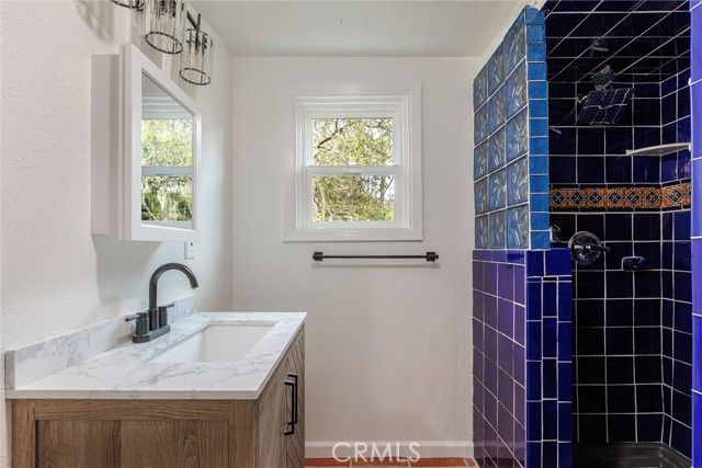 2525 Pierce Avenue, Cambria, CA 93428