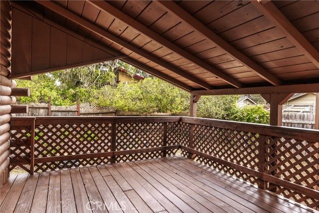 2525 Pierce Avenue, Cambria, CA 93428