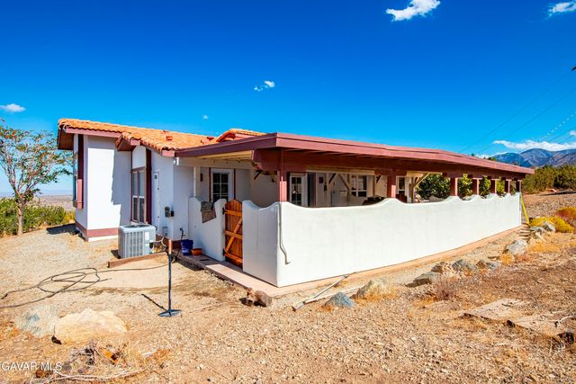 29315 E 121st Street, Juniper Hills, CA 93543