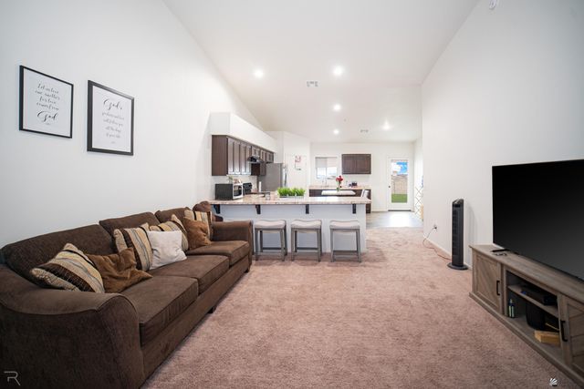 7366 E 37 St, Yuma, AZ 85365