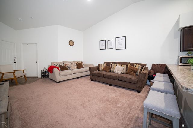 7366 E 37 St, Yuma, AZ 85365