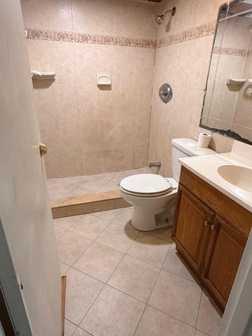 7815 NW 67th Avenue, Tamarac, FL 33321