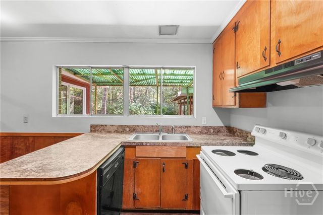 218 S Edgewood Drive, Statesboro, GA 30458