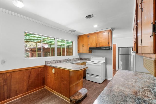 218 S Edgewood Drive, Statesboro, GA 30458