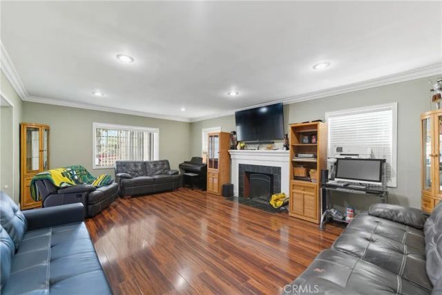 155 E Barclay, Long Beach, CA 90805