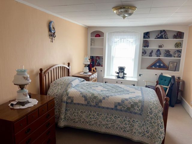 141 Main Street, Colebrook, NH 03576