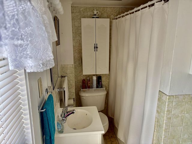 141 Main Street, Colebrook, NH 03576