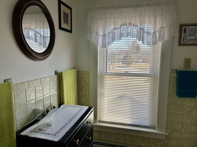 141 Main Street, Colebrook, NH 03576