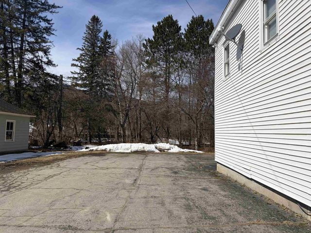 141 Main Street, Colebrook, NH 03576