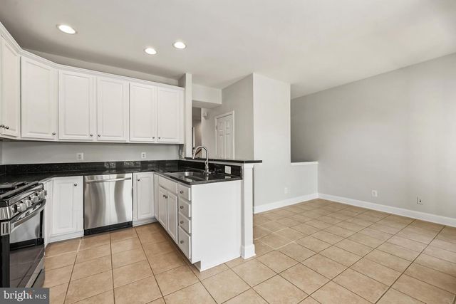 13736 COPPER KETTLE PL, Herndon, VA 20171
