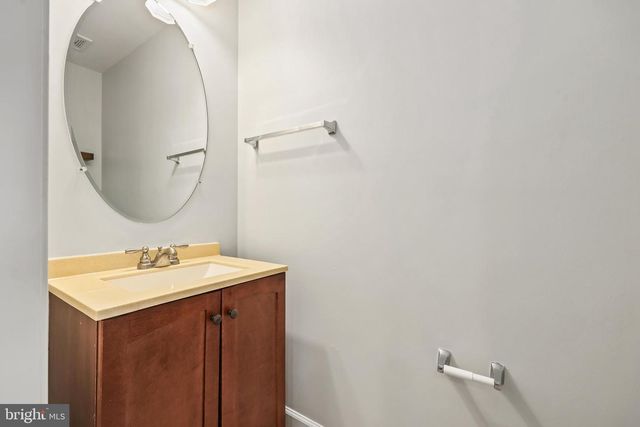 13736 COPPER KETTLE PL, Herndon, VA 20171