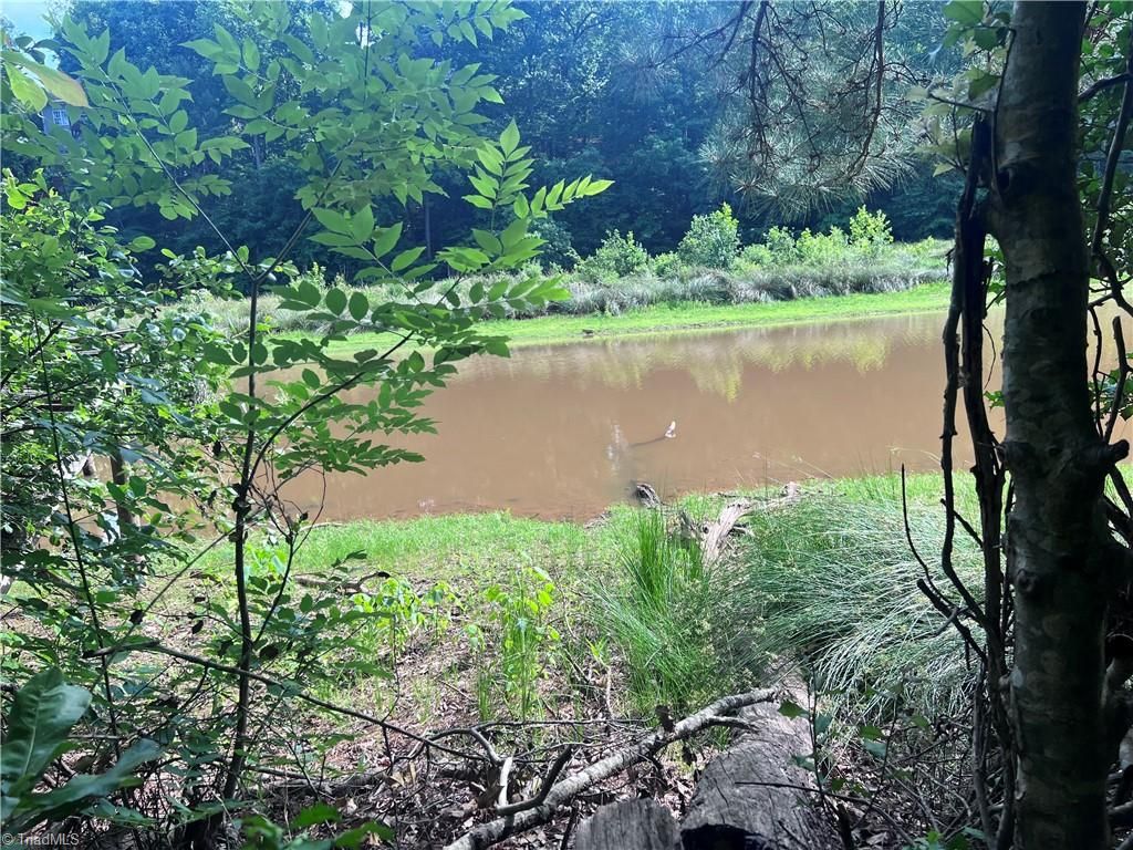 000 Goat Road, Catawba, NC 28609