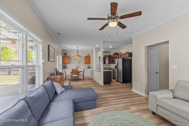 106 Longhorn Road, Jacksonville, NC 28546
