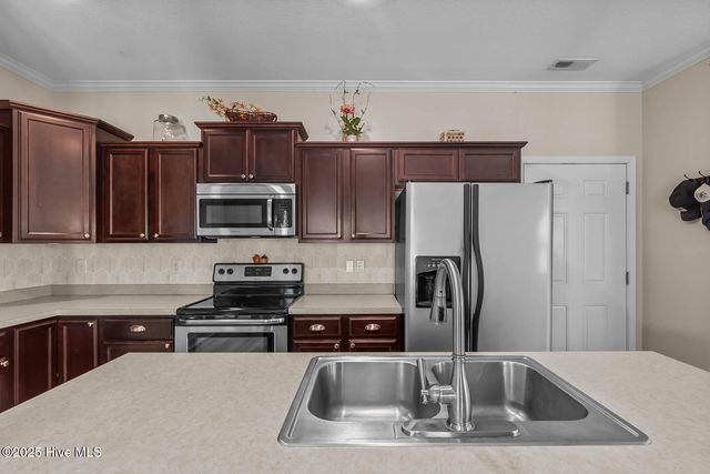 106 Longhorn Road, Jacksonville, NC 28546