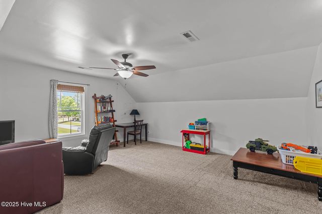 106 Longhorn Road, Jacksonville, NC 28546