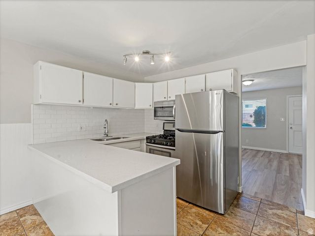 3524 W RIDGE DR, West Valley City, UT 84119