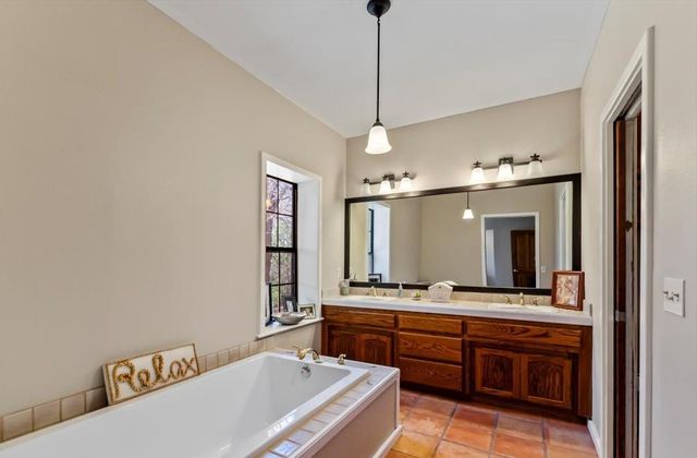 4640 Cabernet Way, Placerville, CA 95667