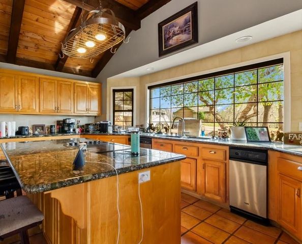 4640 Cabernet Way, Placerville, CA 95667
