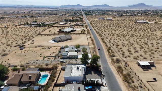 23859 South Road, Apple Valley, CA 92307