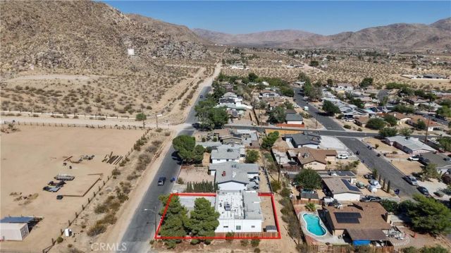 23859 South Road, Apple Valley, CA 92307