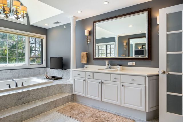 4480 Normandy Court, Long Grove, IL 60047