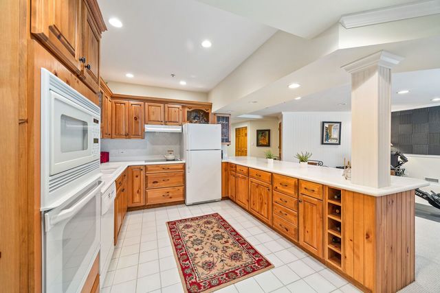 4480 Normandy Court, Long Grove, IL 60047