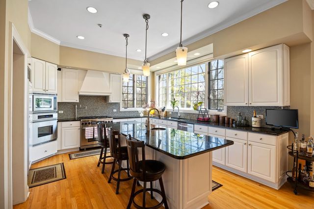 4480 Normandy Court, Long Grove, IL 60047