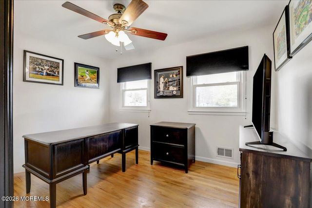 21 Prince William Road, Morganville, NJ 07751