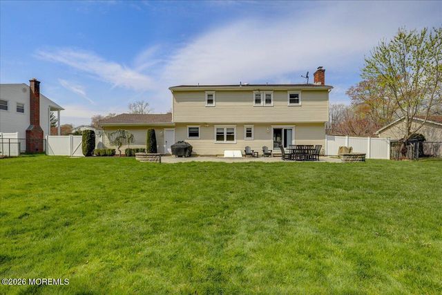 21 Prince William Road, Morganville, NJ 07751