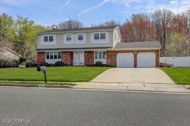 21 Prince William Road, Morganville, NJ 07751
