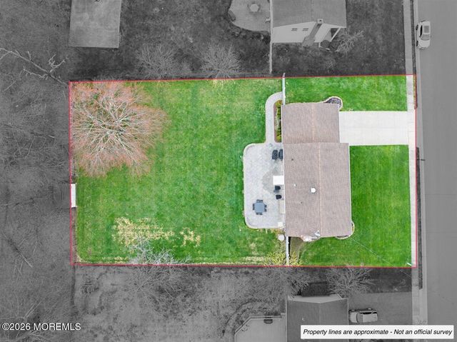 21 Prince William Road, Morganville, NJ 07751