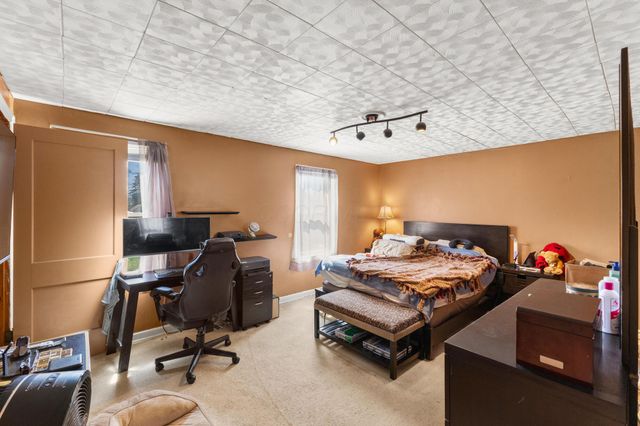 1258 E 21st Avenue, Columbus, OH 43211