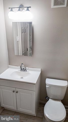 4718 HEGERMAN TER, Philadelphia, PA 19114