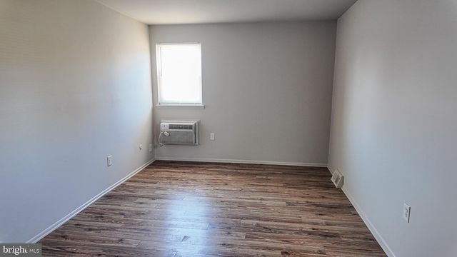 4718 HEGERMAN TER, Philadelphia, PA 19114