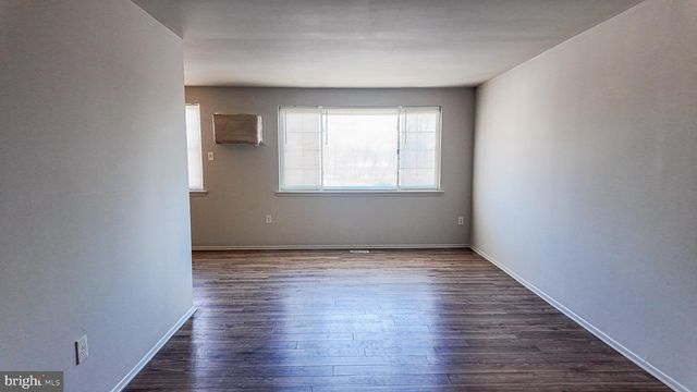 4718 HEGERMAN TER, Philadelphia, PA 19114