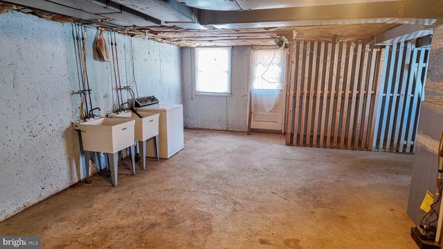 4718 HEGERMAN TER, Philadelphia, PA 19114