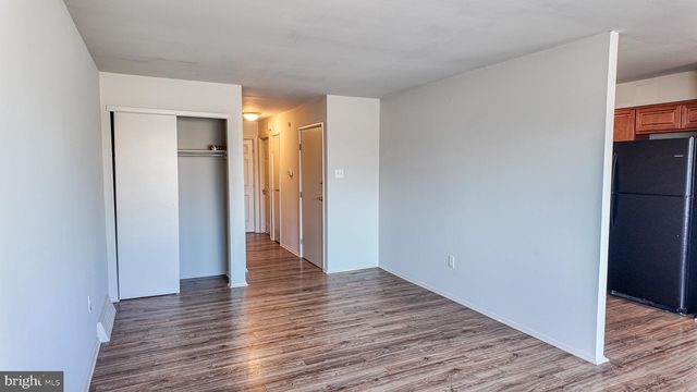 4718 HEGERMAN TER, Philadelphia, PA 19114