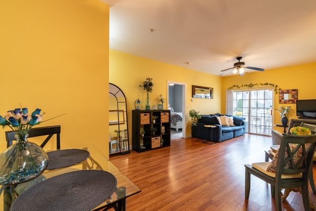 23 Hampshire Rd 113, Methuen, MA 01844