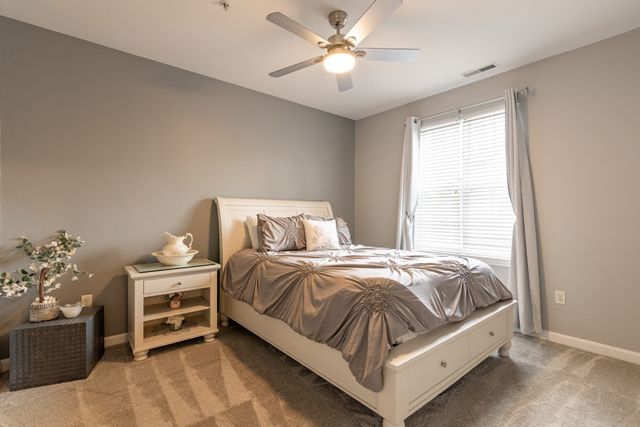 23 Hampshire Rd 113, Methuen, MA 01844