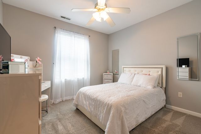 23 Hampshire Rd 113, Methuen, MA 01844