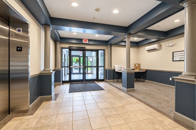 23 Hampshire Rd 113, Methuen, MA 01844