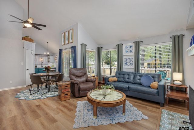 5717 Eaglewood Cir, Tyler, TX 75703